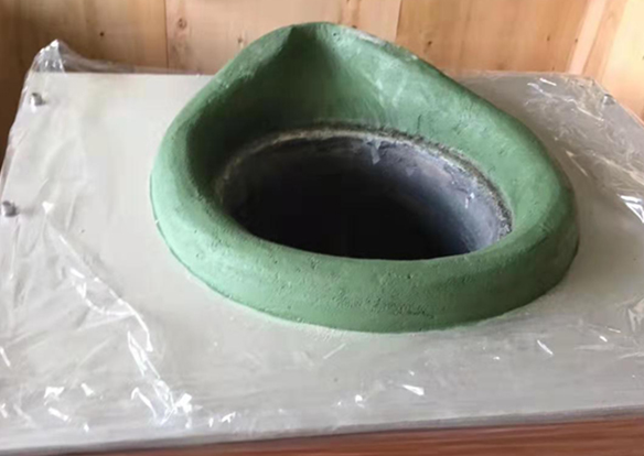 High temperature green mud nozzle material for copper alloy smelting furnace